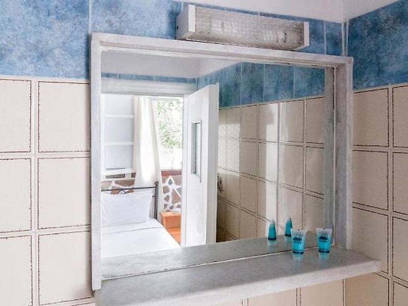 8F24AFA0EBD1A0AC2E3F25FAE49F28B8