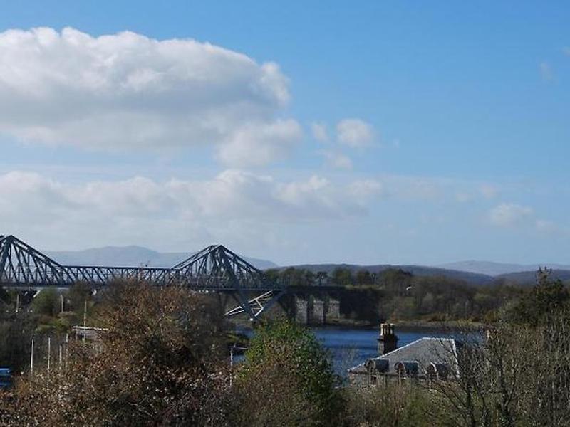 A605C9A73C8A0AF29D3A0F0DF481AC99