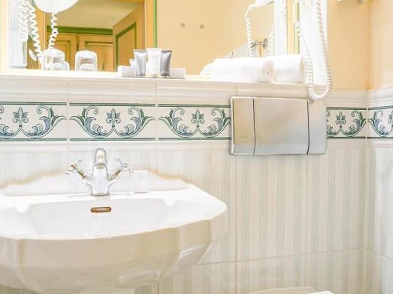 D4A60795181709A37C11C261802D17CE