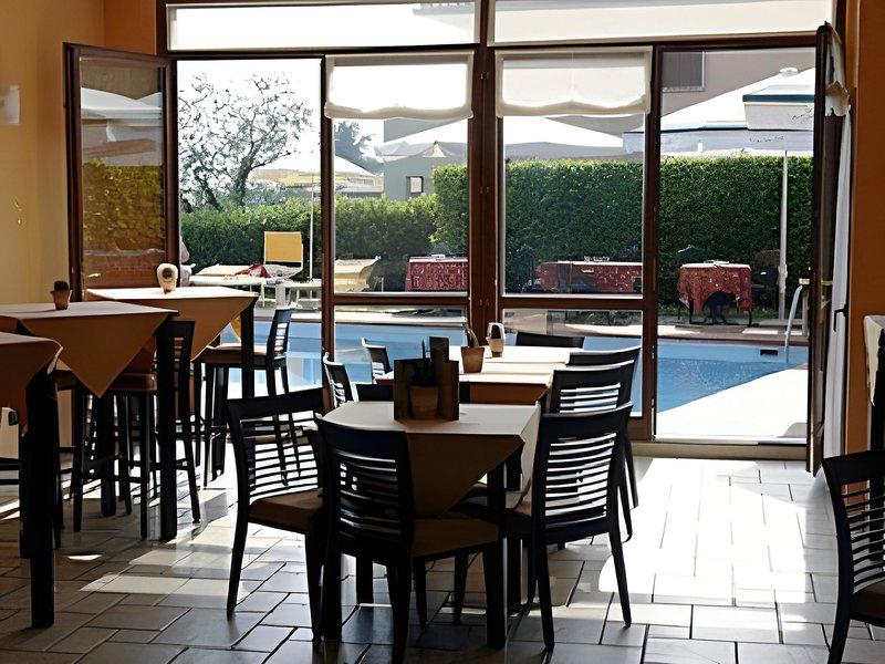 049466553EF0C776623C214636971D19