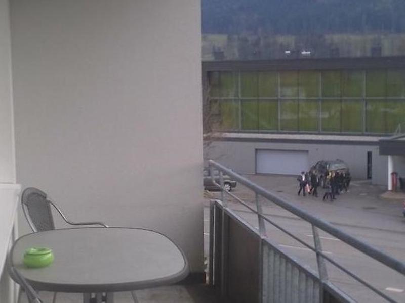 79C66B884C8A3FEF098D0E0FAF8D4CB5