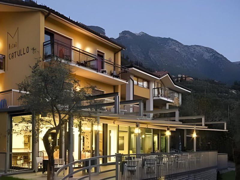 1B07D7FD6B0C8ED7568073E82FA5CAC6