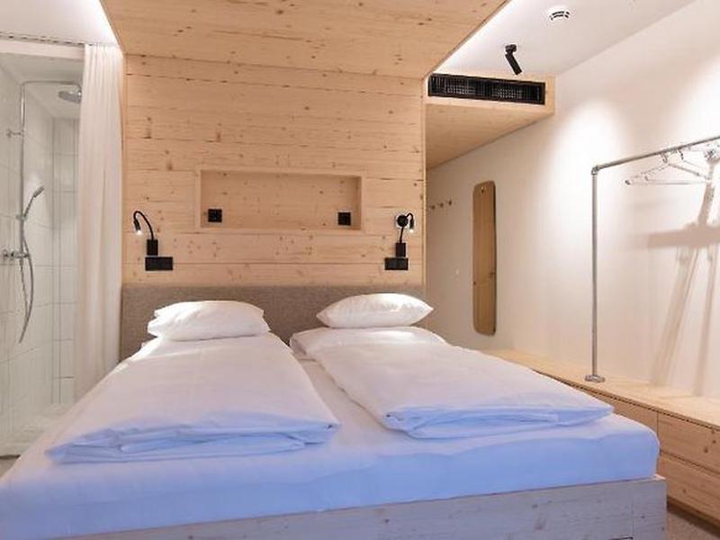 694BCAC8CDA9E457836F84815E064345