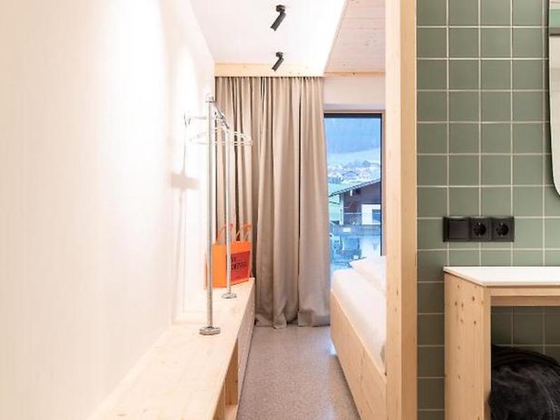 0617CEBD13AA5D8F037EDE553CF0C3BB