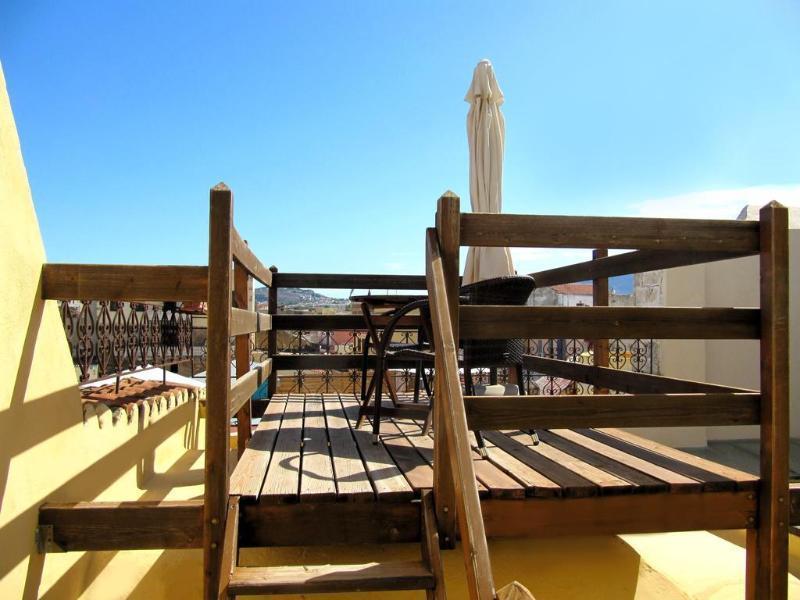 0C06D02CC3A92E3A1ABF1157D5F5D374