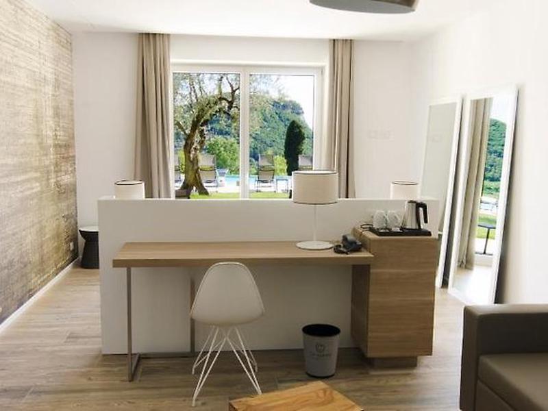 CC984B0B25EA04CC3FC927187C6B0397