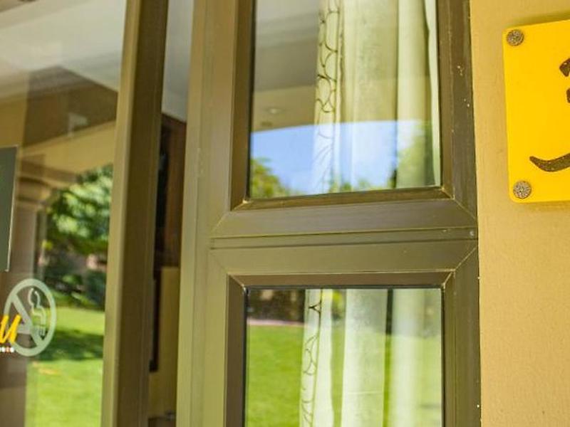 C88B0C199318B96D56ACED30415DDA77