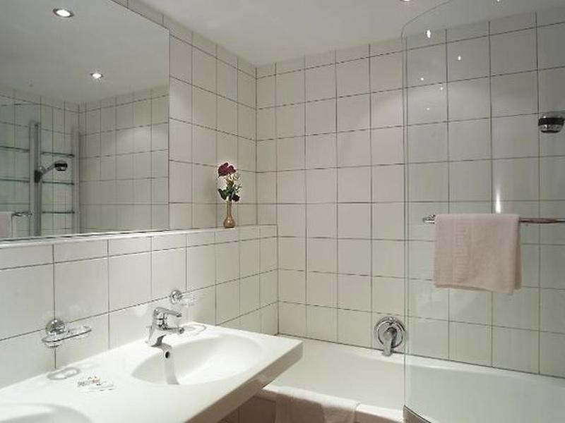 026AC3F1CAC59E118A0D6DAEE175FA59