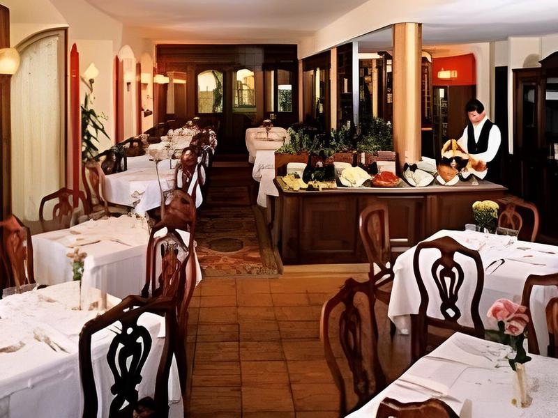 3A0B7D1AEA6A2BE068D4577557036428