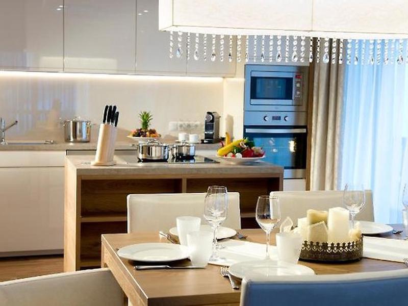 DC78A0980DCC40618E8537B8C7B99F89