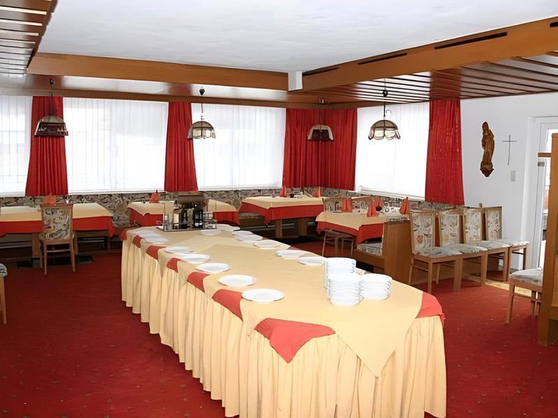 E99750B710638956B6399E0E158BB7DE