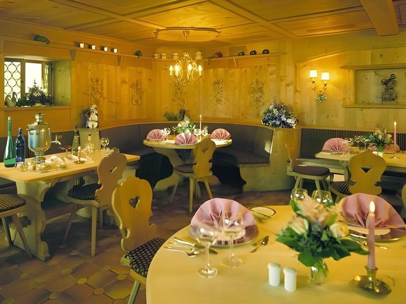 06D862A64689D5EFB6C79E1D7F4927D7