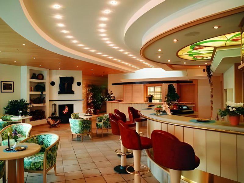 C78EDE120BD1B09B9D252FBBFC78E1E8