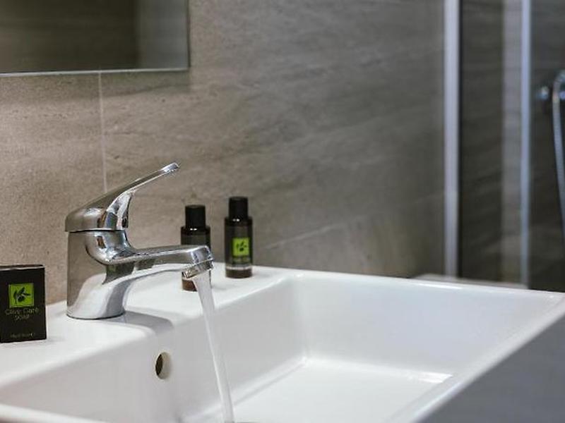 7DF07EF5F5EAE1F8C2766DFE4594C76C