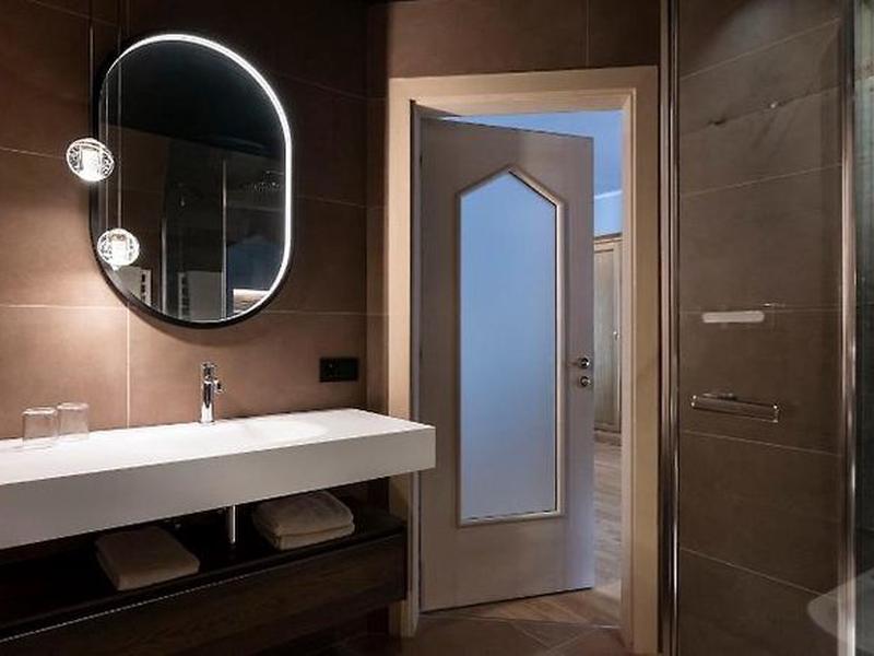 B55BCB7F9368DBE425B80F14AFFE6DF7