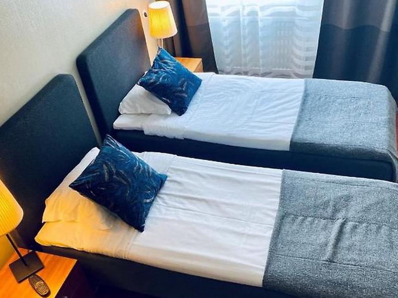 BA0E2081145AA4022D1A3F3BE2CB2975