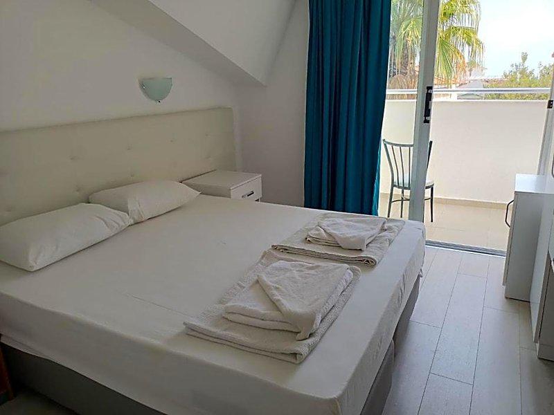 61787299B706C300EBF87212C40713EE