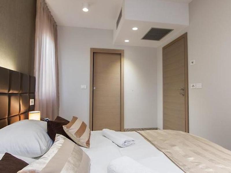 151FDB174B2B8F738224348E7461BD8C