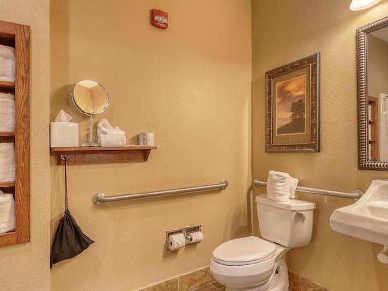 502A9DAED16CCB92710D228D6759967E