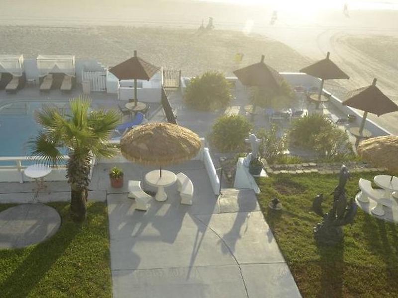 F9A0033FF3E1D4F8086F6DAD2F741BAA