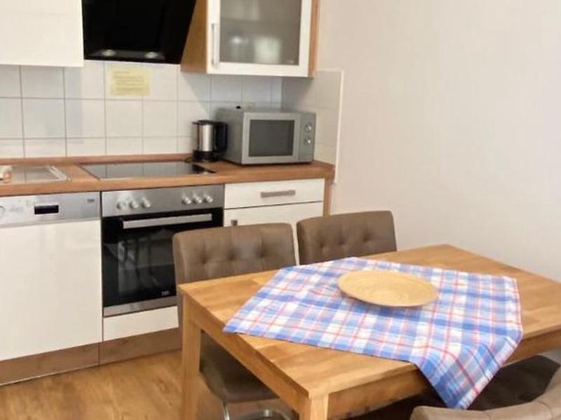 A27CC8AE6976B40F995360C9E1BC985F