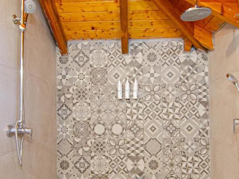 8938EDCCA5A5688FD706241E53526060