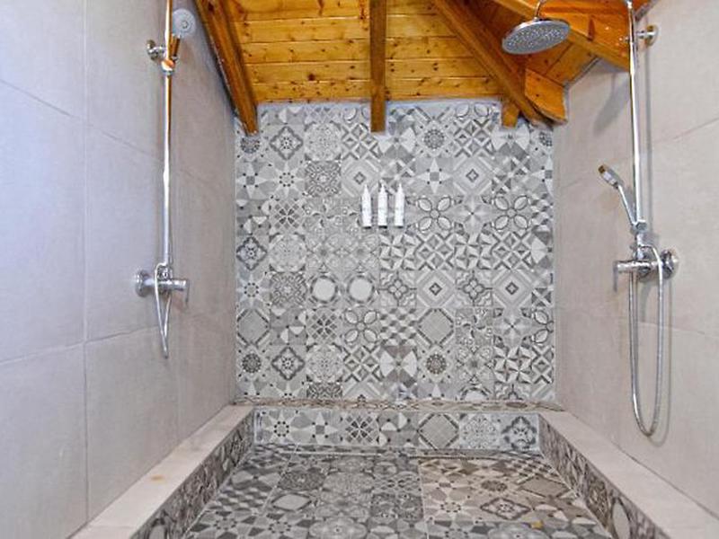 FB97656CFE0FD2E3141DE287F7DBE6E4