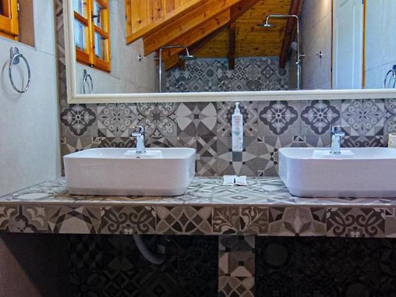 5F581B199874EE3DAF85A5B69D8B1FB5