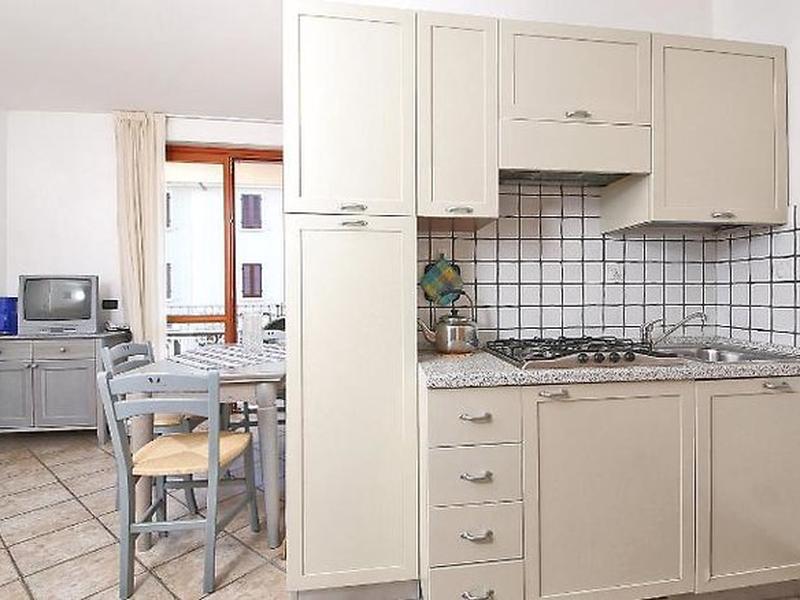 A4B041312146CECFAC186946DF354CC7