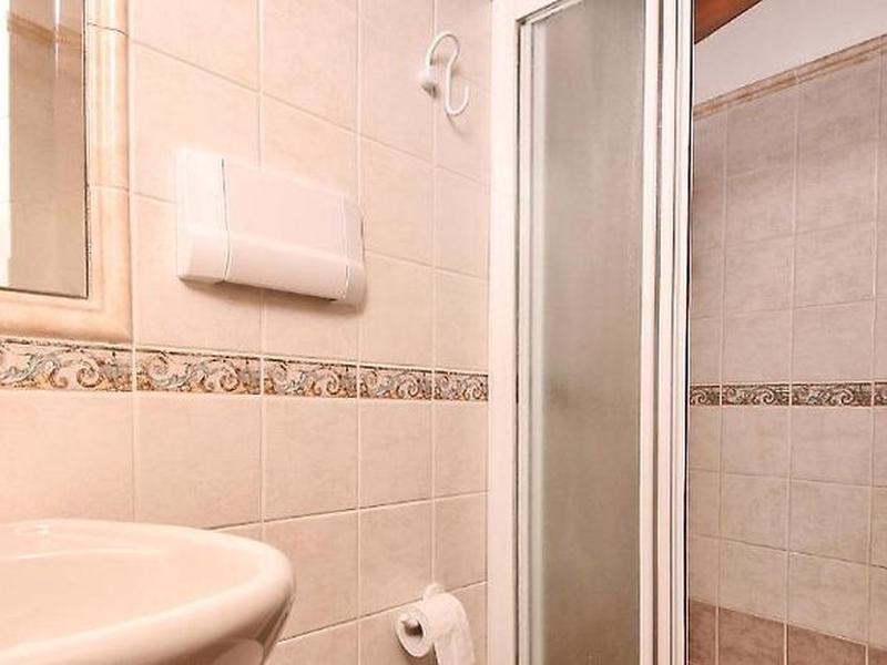 3882D966269933A1C74D9B32B9D46511