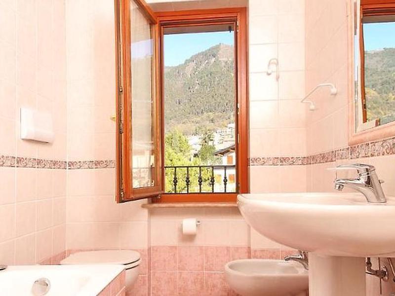 7C955001F23D9F7213CEAA6A93F80B86