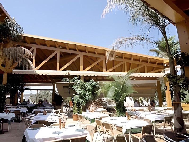 5749C1C293D408EAC082DB926ED1A4DA