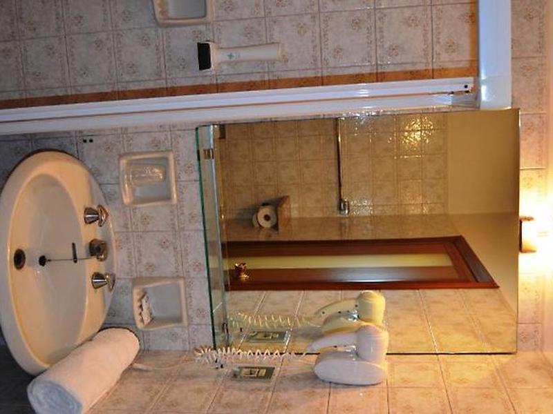 303732F1127B47813BD112236EA76E9B