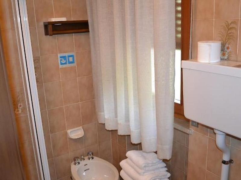 4EE79FED9219B5B89E25EE8A51C0CBB4