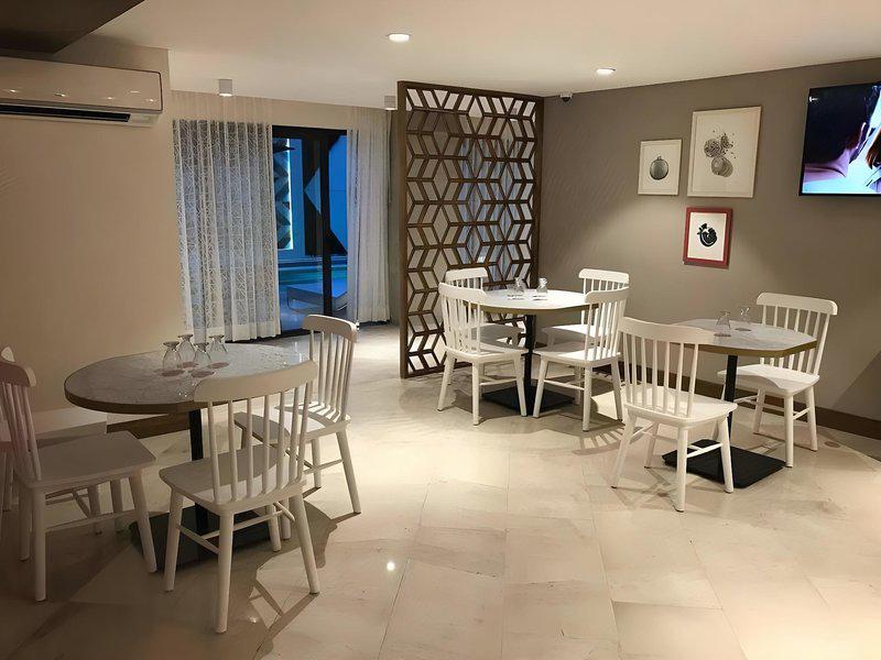 D5544FCB9BE6CD8616D8E18E04C2F05D