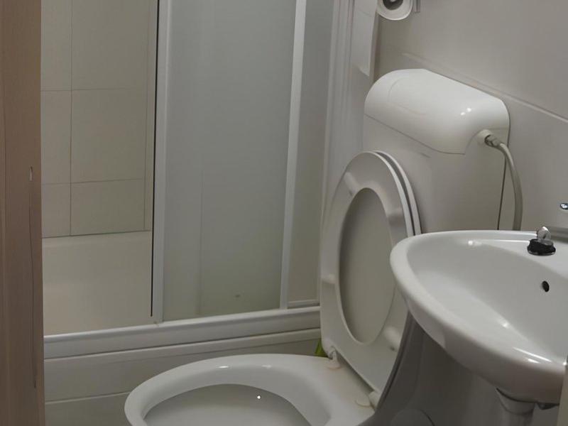 456862B6FB7BEC32753653831BE63AF6