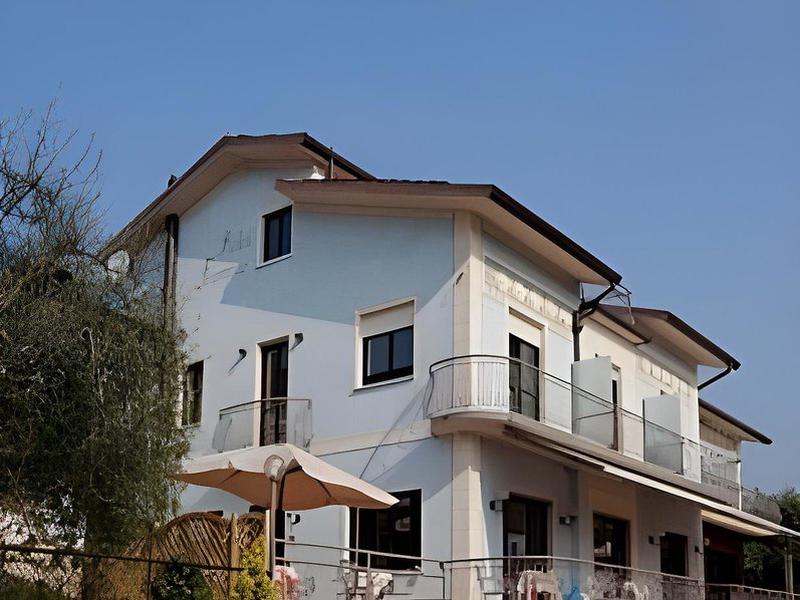 CCFE93CC37D71DEA9F3D3C1FC5ED376E