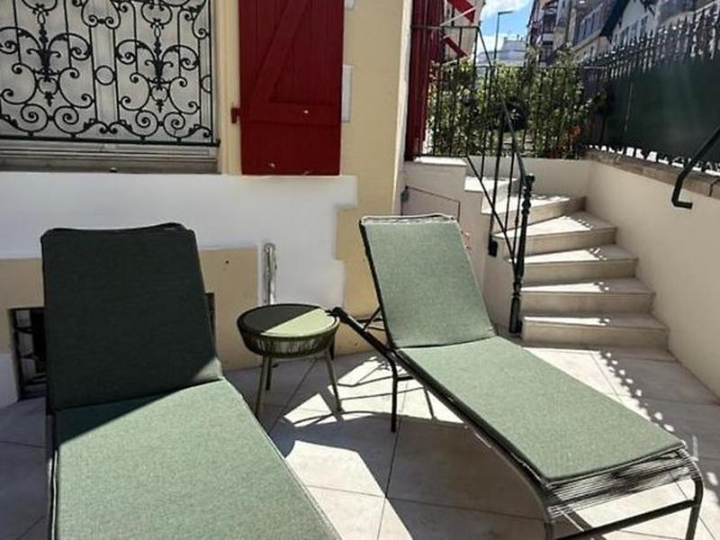 1272AF71338E41474A56631F31592DBB