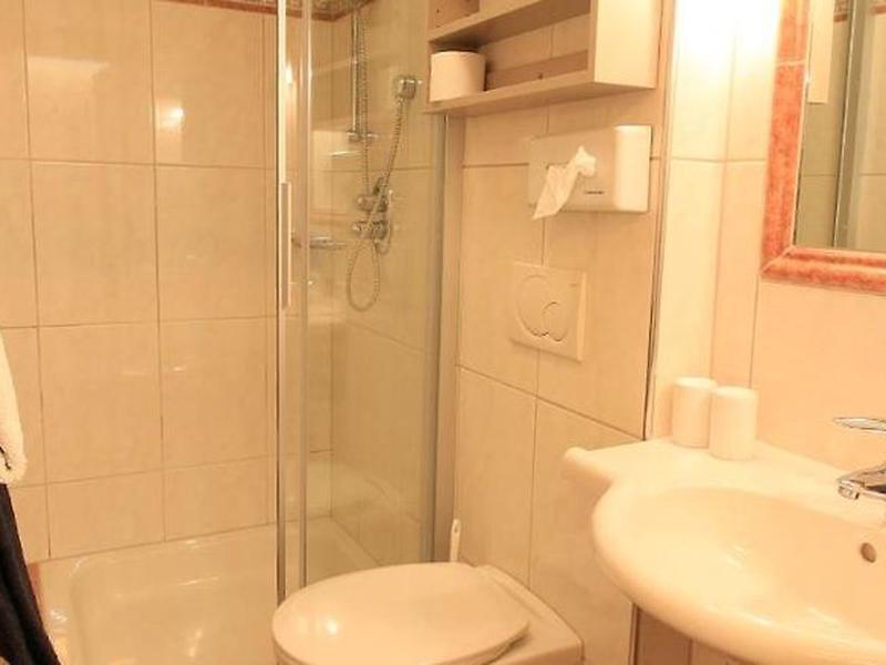 BE29D8A94210AF2E0B912171140159E0