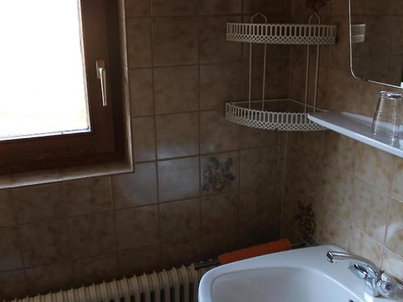 ED769BD44BE3B3052802ADE61A4A67D8