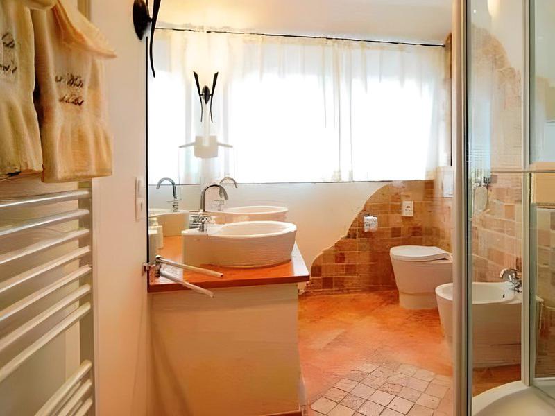 CB5B0DAC371FF83510295AF8677AD20E