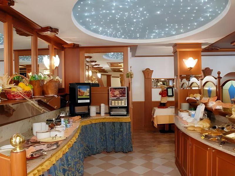 FAD473CF64F1B34A95CC404FC677CB42