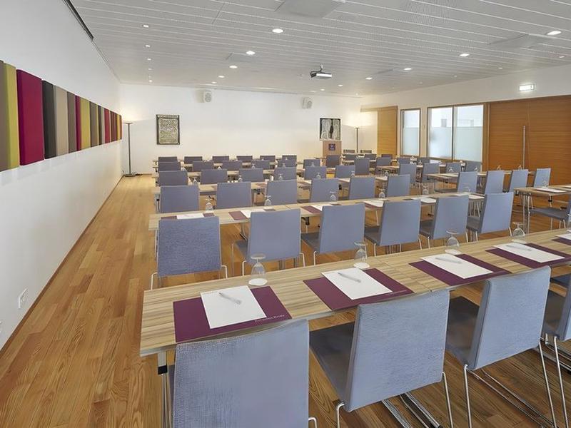 0F18A55D2E7D8E711966BE57CDD12CE1