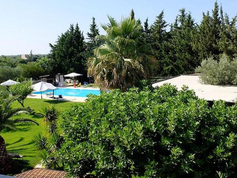 F4C30C51E0124D331A99B509EDC12C72