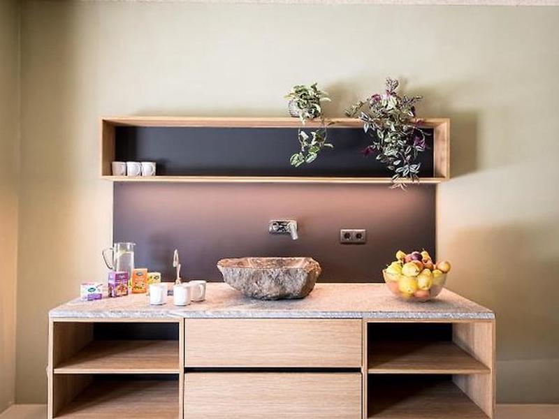 45B6CC726342D99FB82118F850336C31