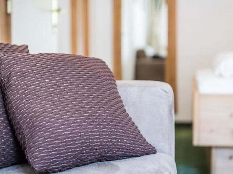 B93BB8129C3C9141D98C6352567A7FAE