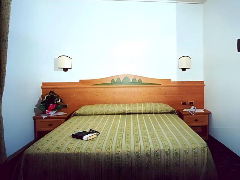 774F7740693899E5BD3A9ED861357F9E