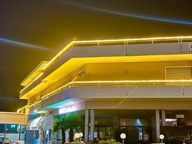 71F2F2EFB6373B2CB44EE5D8972E0318