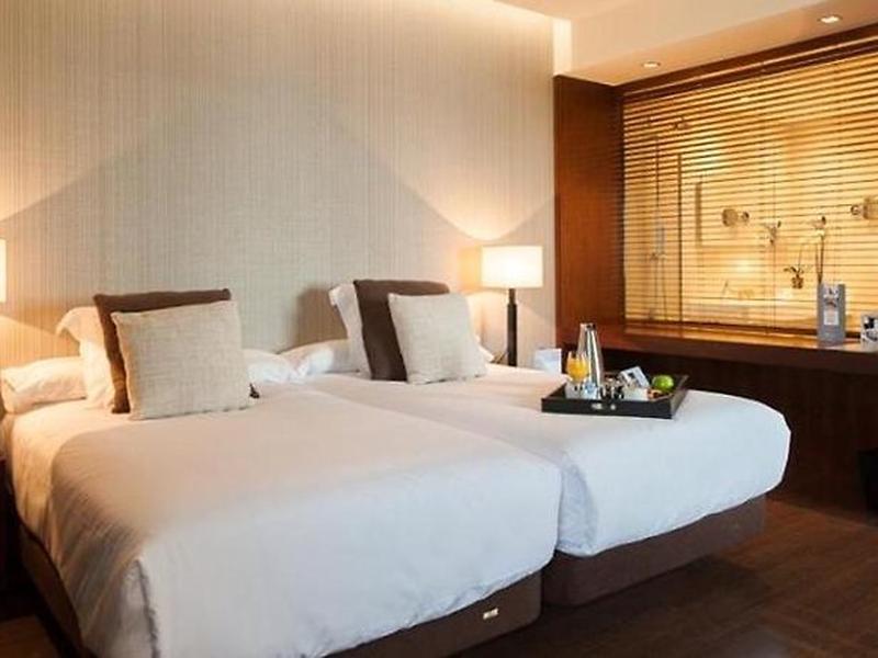 51031E44BC58CEBA5CEF50464E501D85