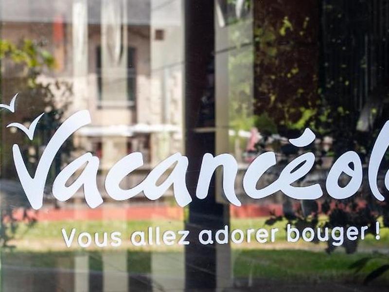 DAB24274A151643073E79895B5E59DDD